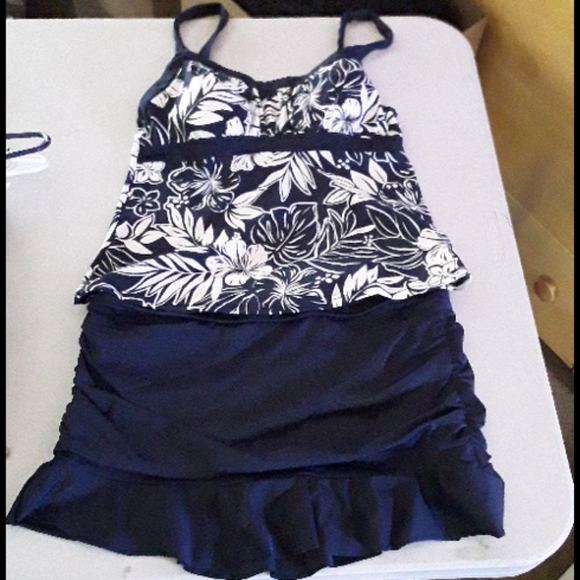 Caribbean Joe Other - 💰Caribbean Joe two piece swim suit